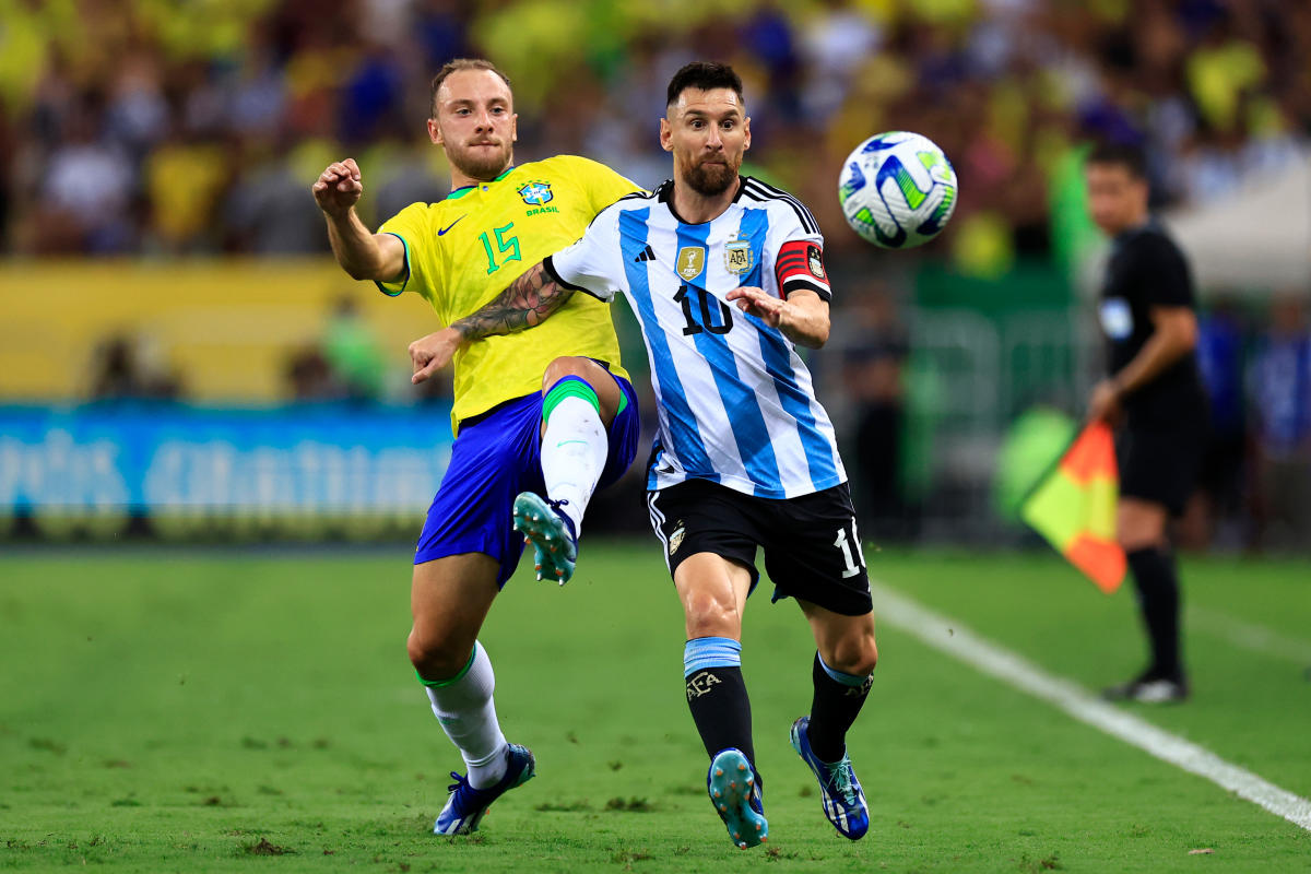 The riot delayed the start of the wave and Argentina gave Brazil 3 consecutive defeats 1:0.