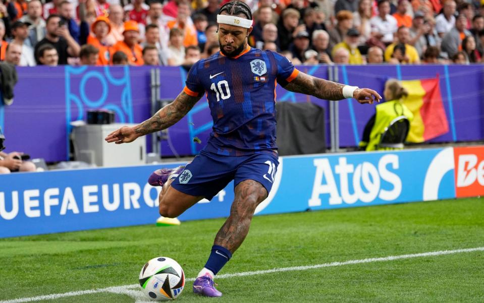 Round of 16 - Romania v Netherlands - Munich Football Arena, Munich, Germany - July 2, 2024 Netherlands' Memphis Depay in action