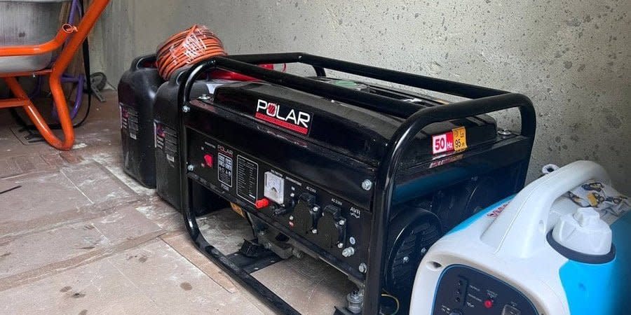 Generators should be delivered to Ukraine by Dec. 24