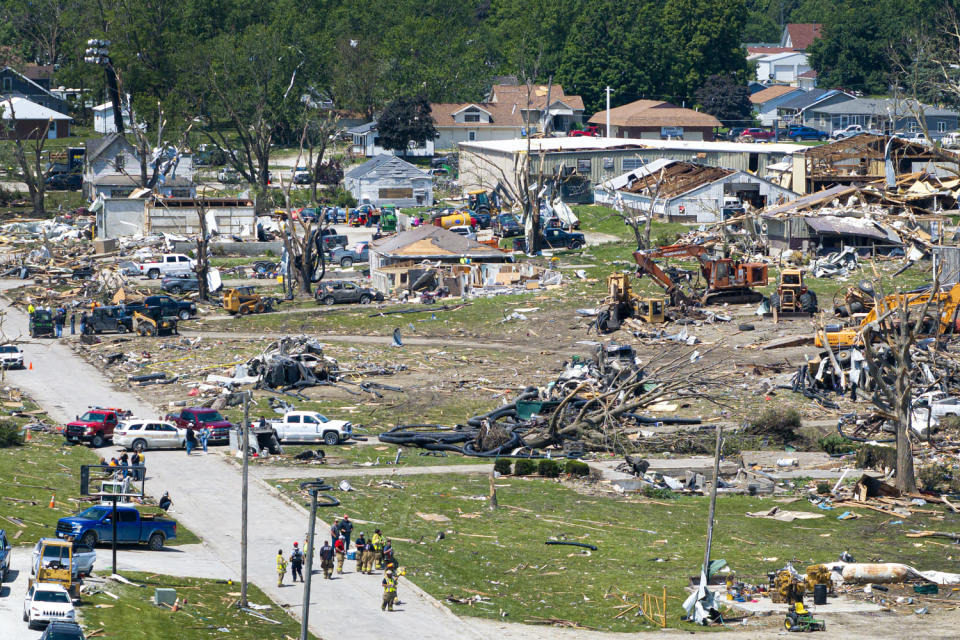 Devastation left behind after a tornado (Scott Olson/Getty Images)