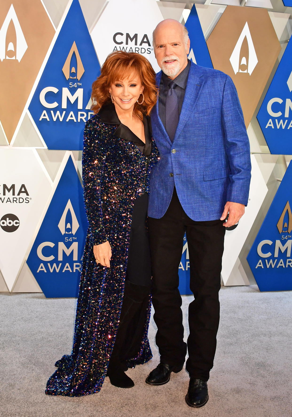 Reba McEntire and Rex Linn at the 54th Annual CMA Awards on November 11, 2020. (ABC / ABC via Getty Images)