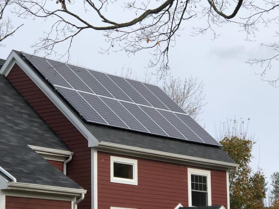 Nova Scotia Power customers with existing solar arrays will continue to be able to sell excess power to the grid. (Kayla Hounsell/CBC - image credit)