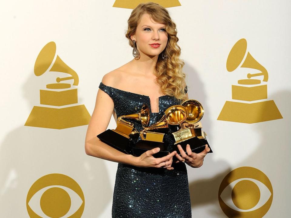 Taylor Swift 52nd grammys