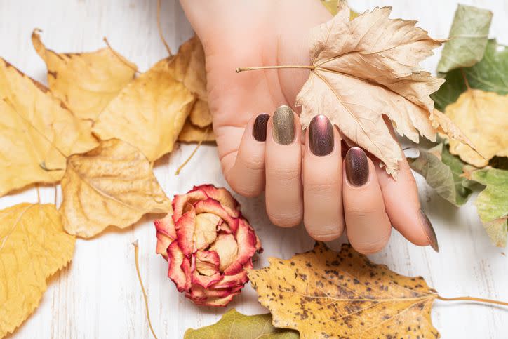 9) Shimmer and Shine Thanksgiving Nails