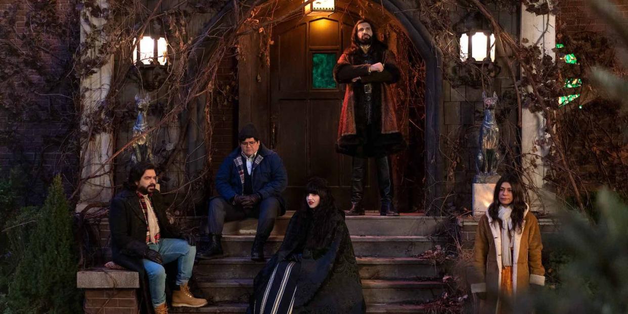 “what we do in the shadows”     ‘go flip yourself”    season 4, episode 8 airs august 23 — pictured l r matt berry as laszlo, harvey guillén as guillermo, natasia demetriou as nadja, kayvan novak as nandor, parisa fakhri as marwa  cr russ martinfx