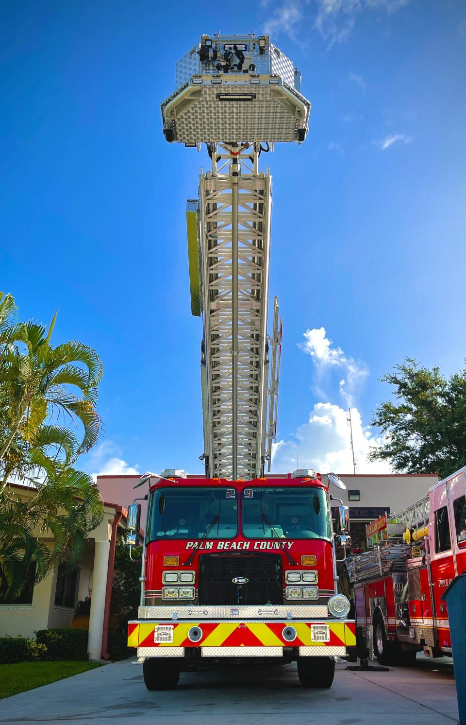 Palm Beach County Fire Rescue rolls out its first 100-foot aerial unit Wednesday morning. It is the tallest aerial unit in the fleet and there are no in-service aerial units taller in the county. Truck 29 reaches higher vertically and extend farther horizontally than any other aerial apparatus in its fleet and carries cutting-edge technology that supports firefighter health and safety initiatives.