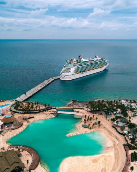 Cruise ship, Boat, Business