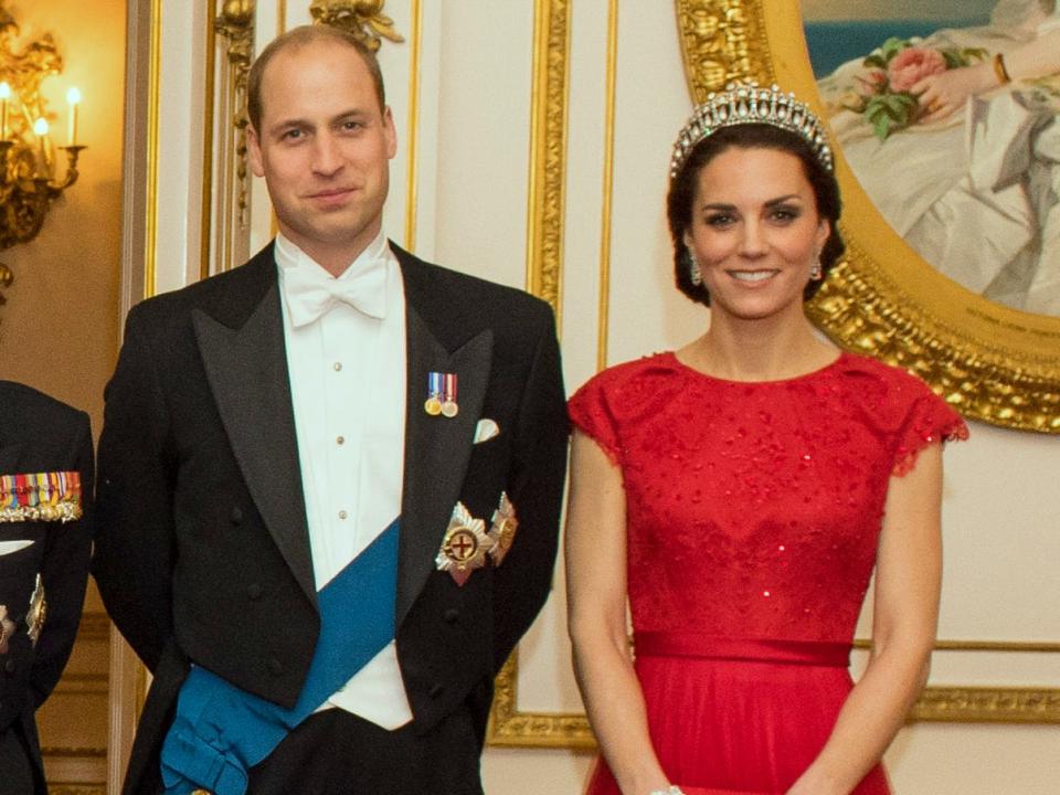 Prince William and Kate Middleton in 2016. Kate wears the Cambridge Lover's Knot tiara