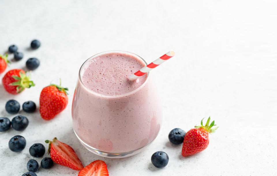 strawberry blueberry smoothie or milkshake