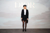 <p>Mannequin et entrepreneure qui possède 1 million d'abonnés sur Instagram, Claire Rose Cliteur attendant le défilé Dior printemps-été 2023 à la Fashion Week de Paris. (Crédit Pascal Le Segretain/Getty Images for Christian Dior)</p> 
