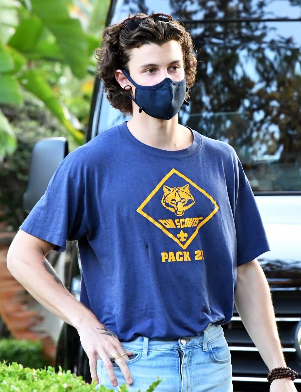 <p>Shawn Mendes is seen arriving at recording studio house on Wednesday in Beverly Hills.</p>