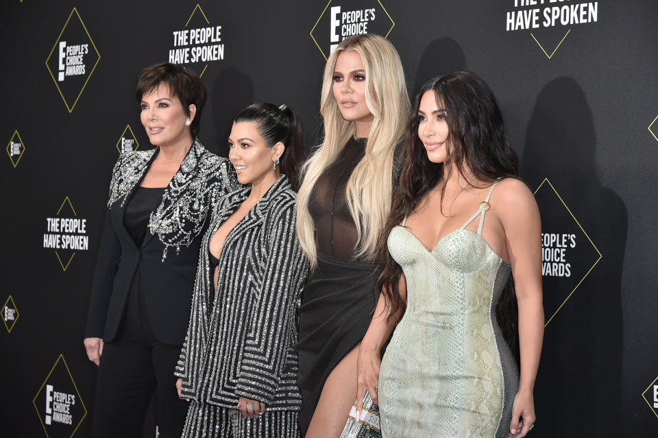 Kris Jenner, Kourtney, Khloe and Kim Kardashian attend the 2019 E! People's Choice Awards.  (Photo: David Crotty via Getty Images)