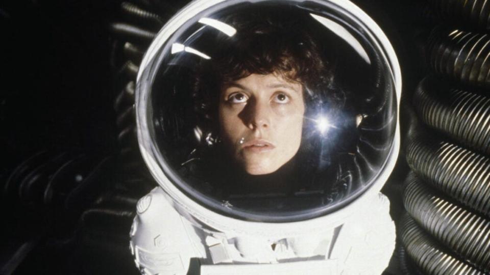 alien-1979-sigourney-weaver