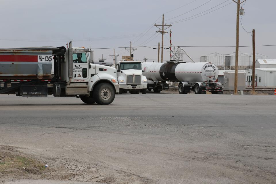 Semitrailers clog traffic along U.S. 285 north of Artesia at Mill Road on Feb. 27, 2024.