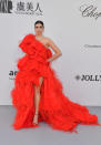 A round of applause for Dua Lipa in Valentino ruffles please. <em>[Photo: Getty]</em>