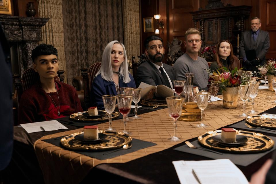 The Fall of the House of Usher. (L to R) Sauriyan Sapkota as Prospero Usher, Kate Siegel as Camille L'Espanaye, Rahul Kohli as Napoleon Usher, Matt Biedel as Bill-T Wilson, Samantha Sloyan as Tamerlane Usher, Mark Hamill as Arthur Pym in episode 101 of The Fall of the House of Usher. Cr. Eike Schroter/Netflix © 2023