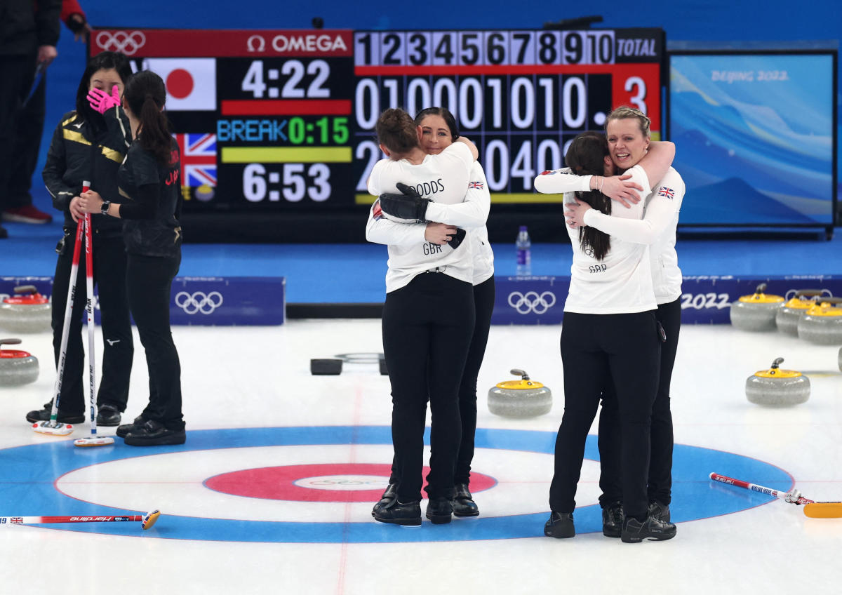 Beijing Winter Olympics: Team GB's women's curling team arrive home after  winning gold medals at the games, UK News