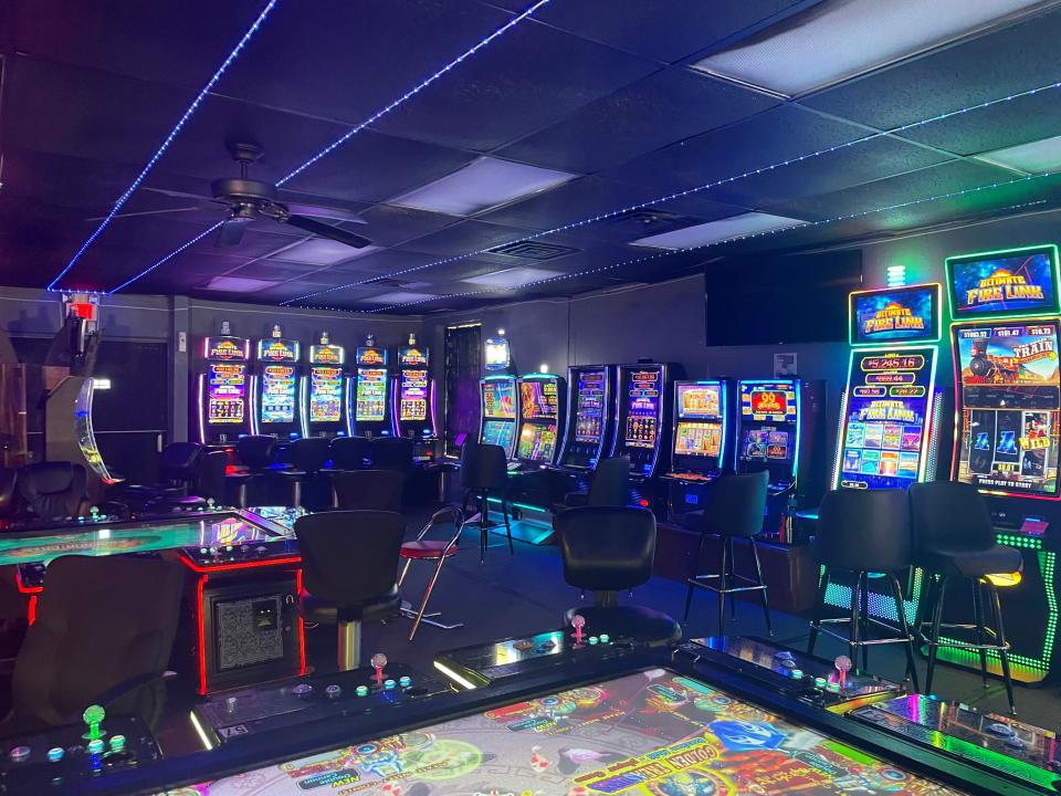 Police busted an illegal gambling operation Thursday morning in Daytona Beach.