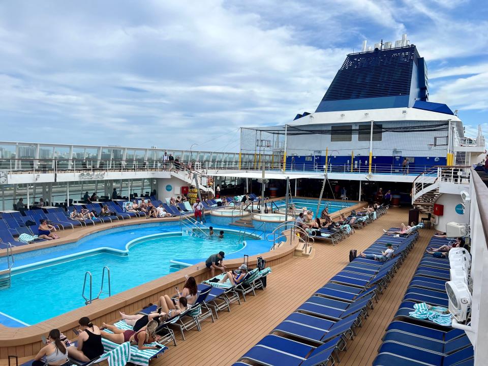 The pool deck on the Norwegian Sky.