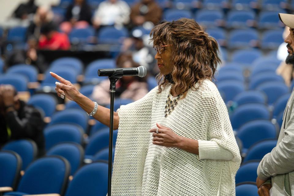 Akron attorney Jacqueline Thomason recalls a time she believes she was mistreated by Akron Police due to her race Saturday at a community forum at Buchtel CLC.