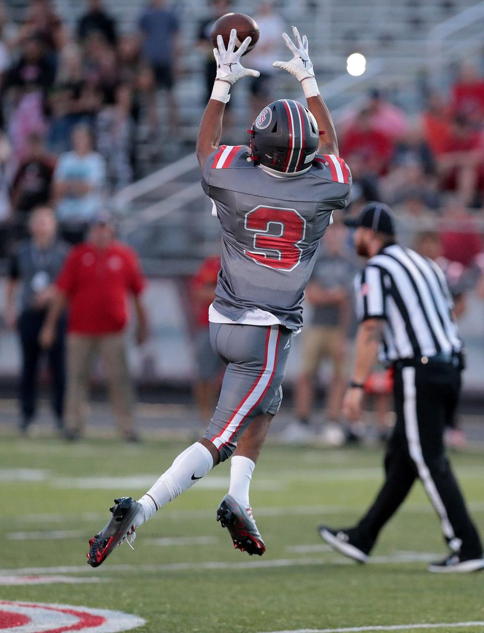 Canton South's Tavon Castle catches a pass during a high school football game against Sandy Valley at Brechbuhler Stadium on Friday, September 2, 2022.