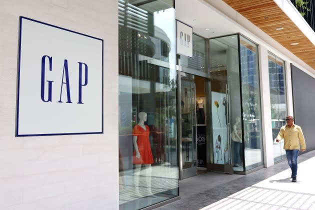 Athleta, Old Navy continue to drive sales as Gap Inc. reports best