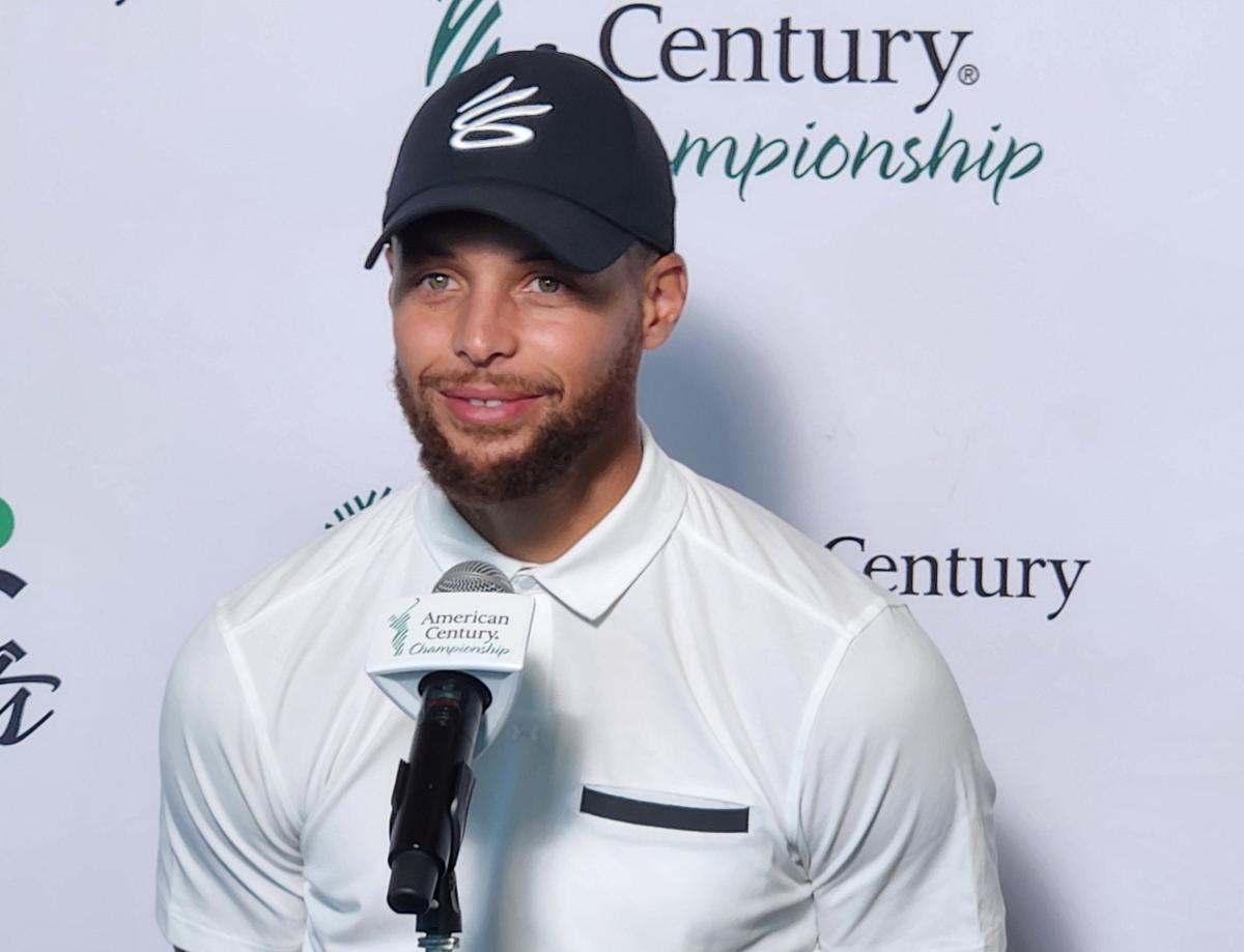 Watch Steph Curry makes holeinone at American Century Championship