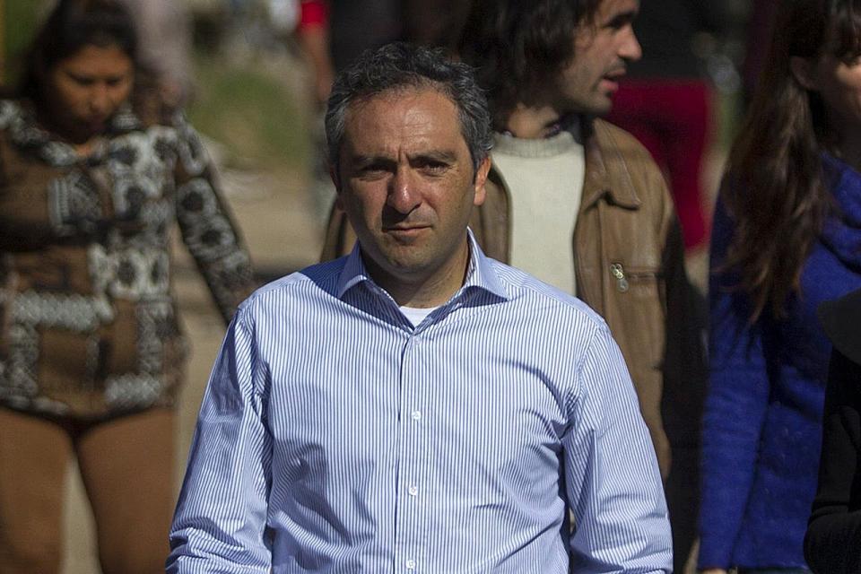 El ministro de Desarrollo de la Comunidad estuvo al frente de la negociación con los ocupantes del predio en el municipio de Presidente Perón