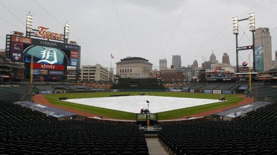 底特律老虎的主場連日下雨，迎戰紅人的比賽被迫延後。（美聯社）