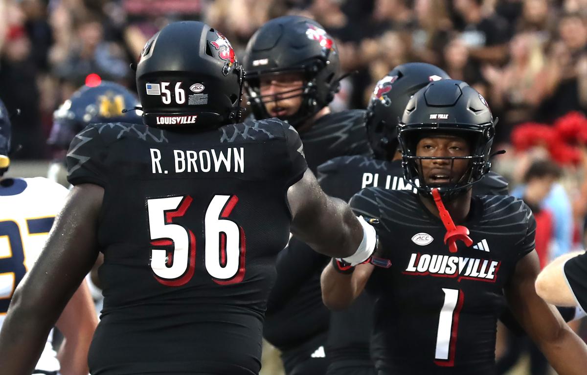 Louisville Football on X: @UofLEquipment which helmets do you like better?   / X