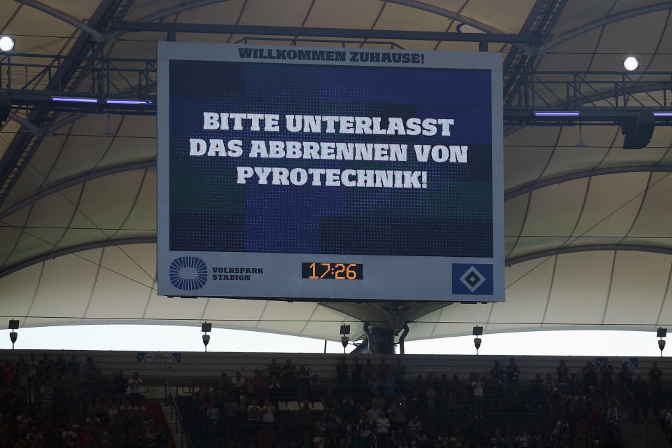 Pyro-Wahnsinn beim HSV-Abstieg