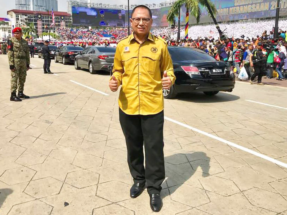 Former director of Jasa, Datuk Puad Zarkashi. Puad had claimed that defending the government through Jasa has been a thankless job. — Picture via Facebook/ Puad Zarkashi