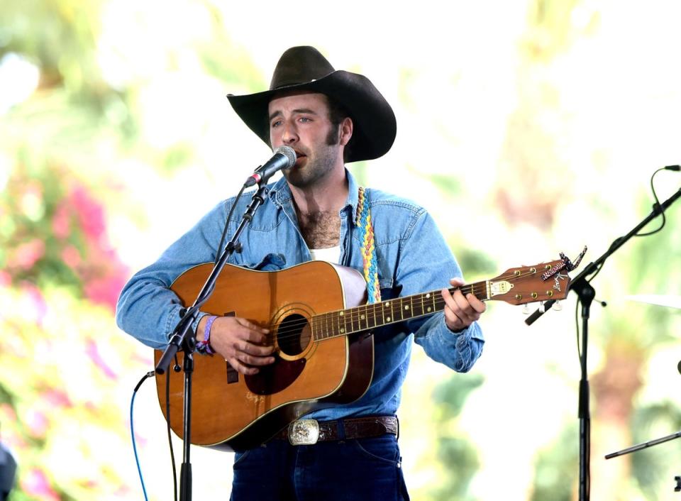 Luke Bell performing at Stagecoach California’s Country Music Festival in 2016 (Getty)