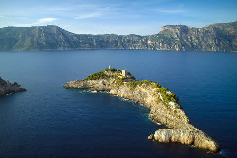 Another angle of Isola Lunga, looking toward the Sorrento Peninsula | Atlantide Phototravel/Getty Images