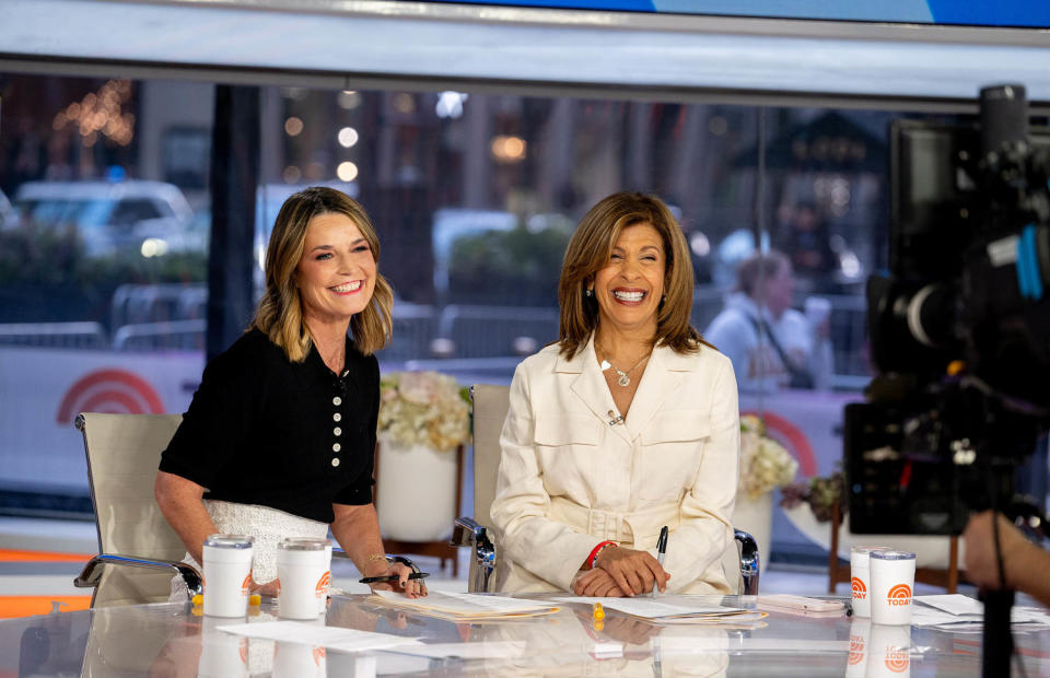 Savannah Guthrie and Hoda Kotb (Nathan Congleton / TODAY)