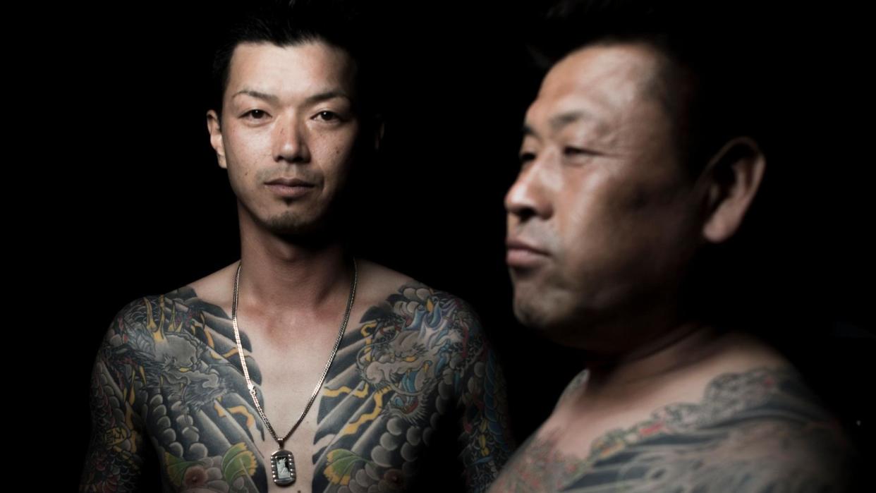 dos yakuza