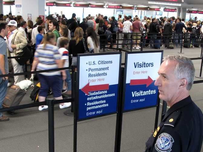 philadelphia airport customs