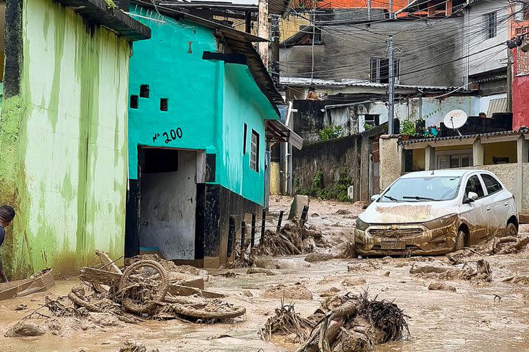 Esta foto de archivo difundida por el Ayuntamiento de Sao Sebastiao muestra los daños causados por las fuertes lluvias en el municipio de Sao Sebastiao, litoral norte del estado de Sao Paulo, Brasil, el 19 de febrero de 2023. 