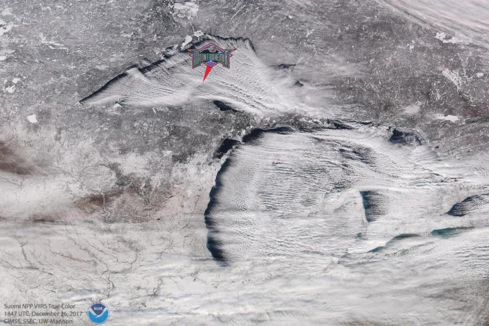 Lake effect snow seen via satellite. 12/26/17<p>NOAA</p>