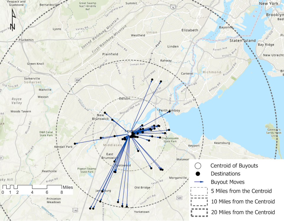 Where homeowners from a single census tract in Middlesex, N.J., retreated following Superstorm Sandy in 2012. Zheye Wang, <a href="http://creativecommons.org/licenses/by-nd/4.0/" rel="nofollow noopener" target="_blank" data-ylk="slk:CC BY-ND;elm:context_link;itc:0;sec:content-canvas" class="link ">CC BY-ND</a>