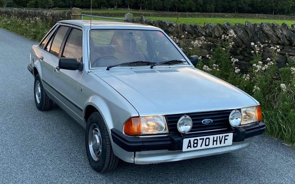 Ford Escort Mk3 1.6 Ghia (1984)