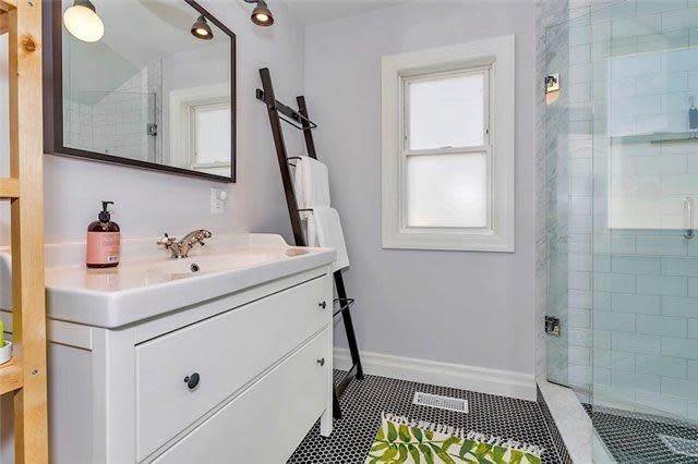 <p><span>9 East Rd., Toronto, Ont.</span><br> There are three bedrooms upstairs in the home, and two bathrooms.<br> (Photo: Zoocasa) </p>