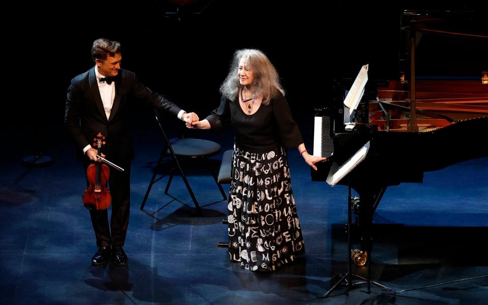 Renaud Capuçon and Martha Argerich on stage in Aix-En-Provence - CAROLINE DOUTRE