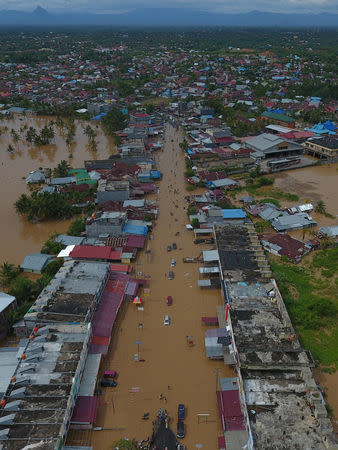 An aerial view shows a flooded area in Bengkulu, Indonesia, April 27, 2019. Picture taken April 27, 2019. Antara Foto/David Muharmansyah/ via REUTERS