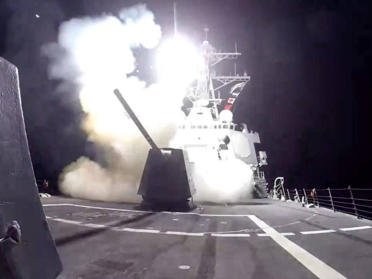 ВМС на САЩ се борят с противокорабни балистични ракети оръжия