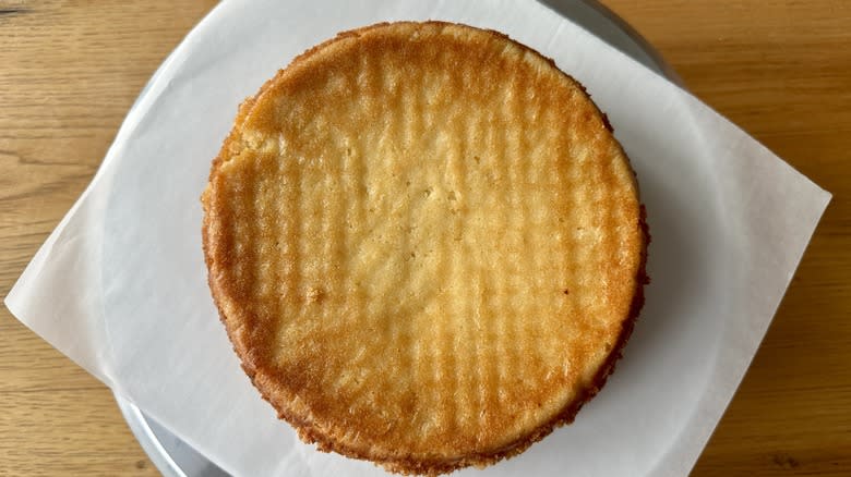 vanilla cake on lined plate