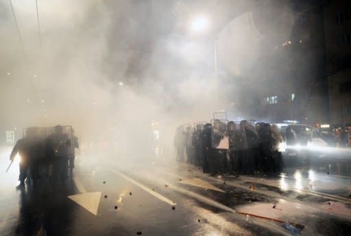 Tausende Menschen gingen in den vergangenen zehn Tagen landesweit auf die Straße. Die Protestwelle hatte mit Kundgebungen gegen die hohen Strompreise begonnen und sich dann gegen die Regierung Borissows gewendet