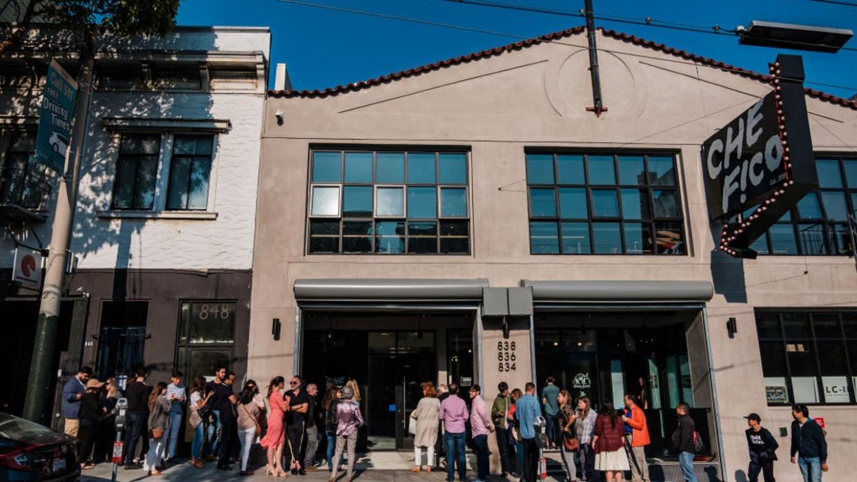 <div>SAN FRANCISCO, CA - AUGUST 11: People are lined up outside the Italian-themed Che Fico, one of the hottest restaurants in SF right now. (Photo by Nick Otto for the Washington Post)</div>
