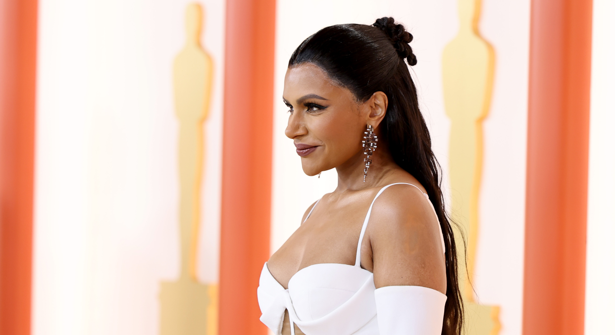 Mindy Kaling attends the 95th Annual Academy Awards on March 12, 2023 in Hollywood, California