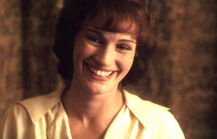 <div><p>"Maybe not the worst of all time, but Julia Roberts in <i>Michael Collins</i> was super jarring. Her Irish accent was willy-nilly, and when it was on, it was still pretty terrible. Plus, she just looked out of place, like they dropped a supermodel into the middle of the Irish Civil War; you shove a big name and face like hers into a historical period piece like that, you're just asking for trouble. Should have went with an Irish actress."</p><p>—<a href="https://go.redirectingat.com?id=74679X1524629&sref=https%3A%2F%2Fwww.buzzfeed.com%2Flizmrichardson%2Fworst-casting-actors-in-movies&url=https%3A%2F%2Fwww.reddit.com%2Fuser%2FHorrible_Harry%2F&xcust=6330451%7CBF-VERIZON&xs=1" rel="nofollow noopener" target="_blank" data-ylk="slk:u/Horrible_Harry;elm:context_link;itc:0;sec:content-canvas" class="link ">u/Horrible_Harry</a></p></div><span> Warner Bros. / Courtesy Everett Collection</span>